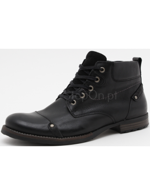 Bota de Homem em Pele 