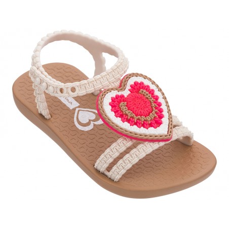 Sandalias Para Menina Com Coracao Ipanema 