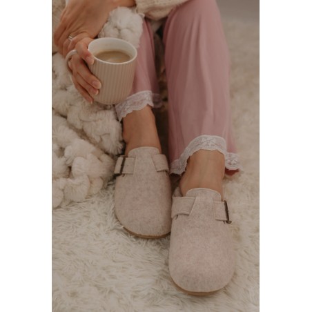 CABRERA BEGE CHINELOS DE QUARTO REF : 3216