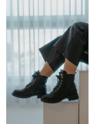 Botas Meio Cano Pretas Para Mulher Ref: JML123