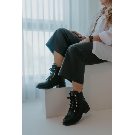 Botas Meio Cano Pretas Para Mulher Ref: JML123