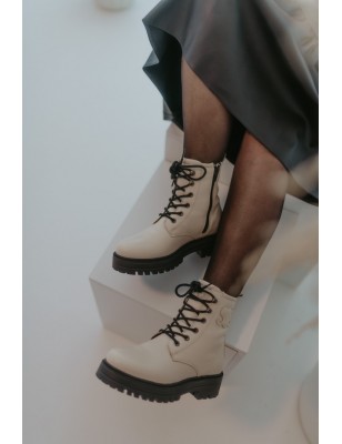 SACCHI BOTAS ESTILO MILITAR EM PELE 2011B SACCHI BOTAS ESTILO MILITAR EM PELE 2011B